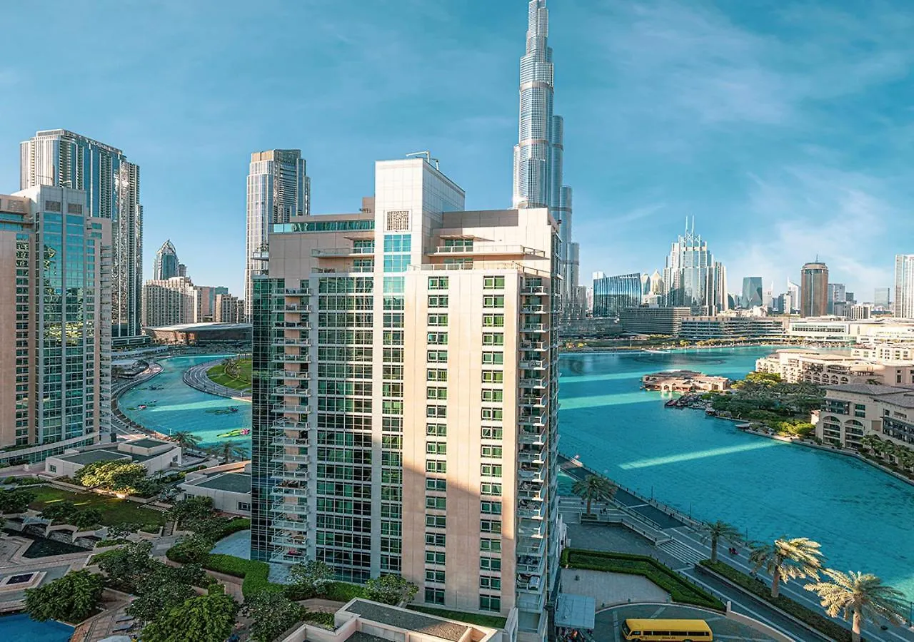 Stunning 2 Bedroom Burj Khalifa Fountain Views 迪拜 公寓