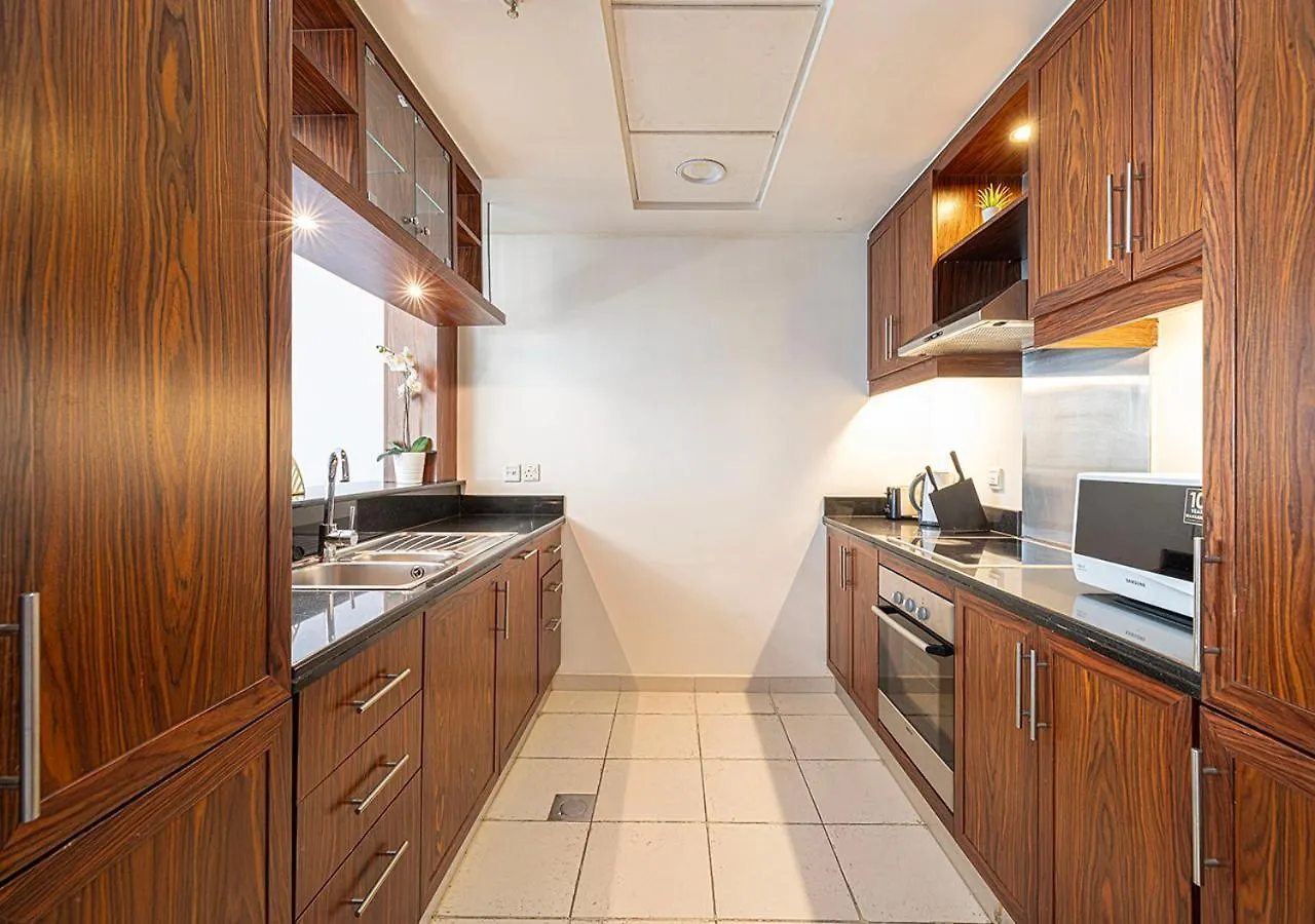 Stunning 2 Bedroom Burj Khalifa Fountain Views 迪拜