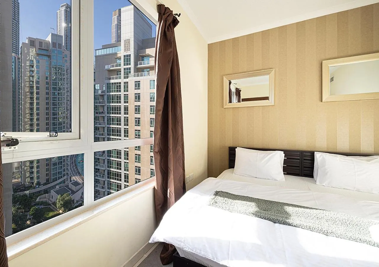 公寓 Stunning 2 Bedroom Burj Khalifa Fountain Views 迪拜 阿拉伯联合酋长国