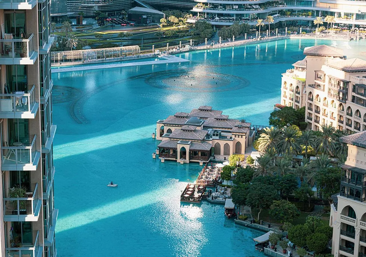 Stunning 2 Bedroom Burj Khalifa Fountain Views 迪拜 0*,