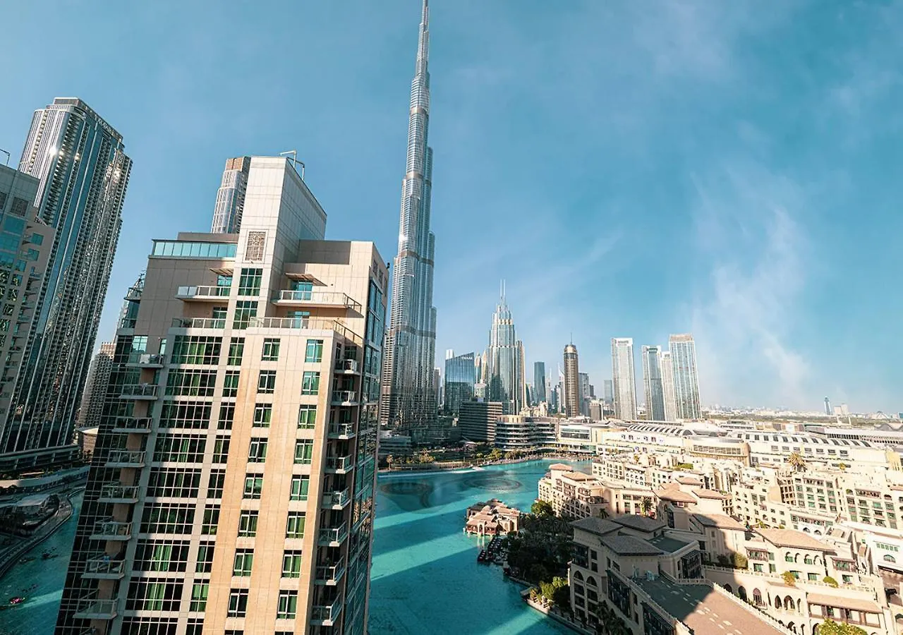 Stunning 2 Bedroom Burj Khalifa Fountain Views 迪拜 公寓