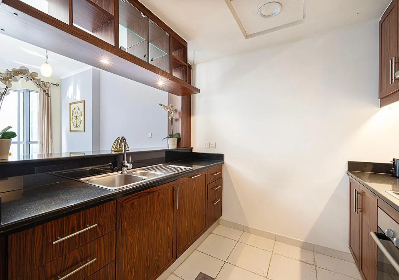 Stunning 2 Bedroom Burj Khalifa Fountain Views 迪拜 公寓